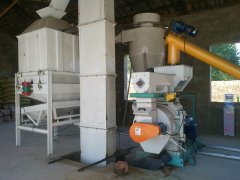 生物質秸稈顆粒機